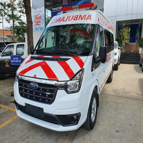 FORD TRANSIT CỨU THƯƠNG 2023