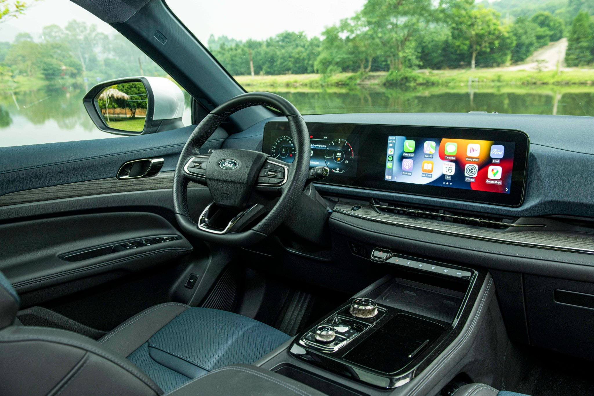 Ford giảm giá xe 100% Thuế trước bạ các dòng xe tháng 7
